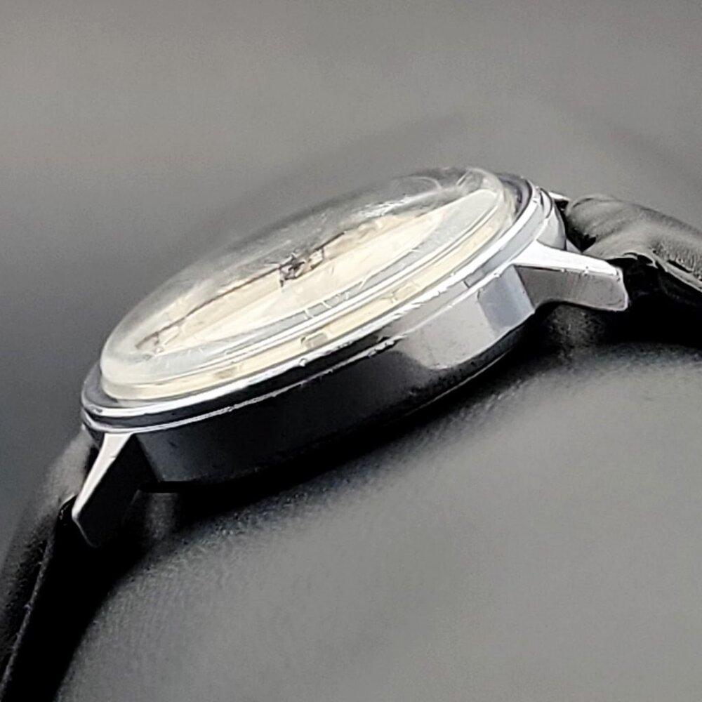 Vintage 1976 Timex Marlin Day-Date | Linen Dial | Manual Wind - Picture 4 of 6